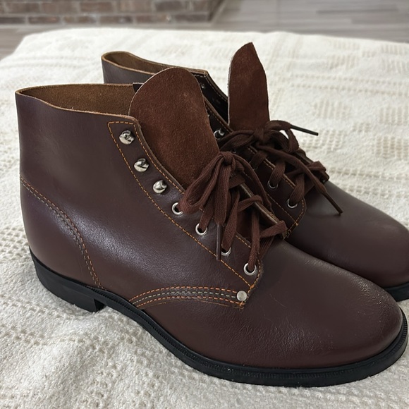 Hand Made Brown Leather Lace Up Boots Size‎ 7